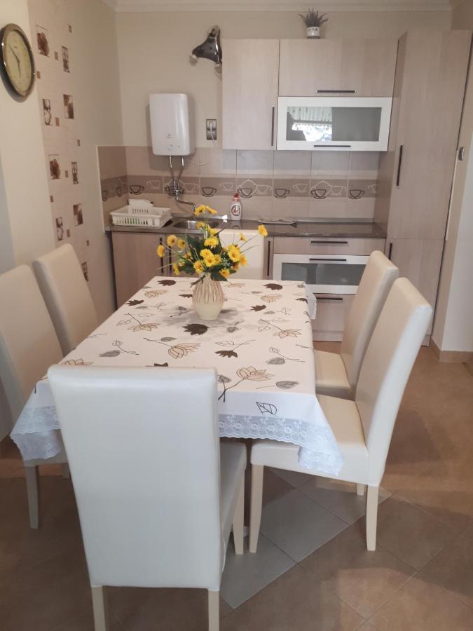 Katarina Apartman Hajduszoboszlo Exterior photo